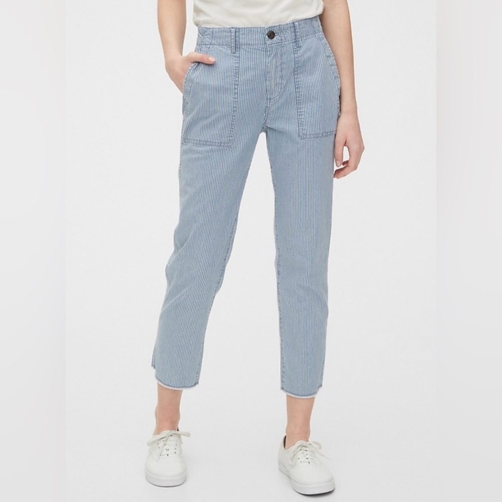 NWT Gap Women’s Petite Size 12 Straight Leg Khaki Pants Blue White Stripe Cotton